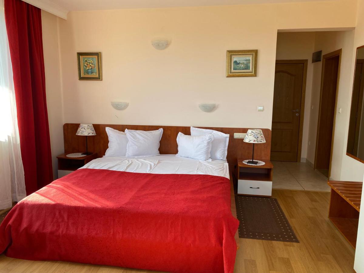 Guest House Golden Flake 4Km From Bolata Beach Bulgarevo Luaran gambar