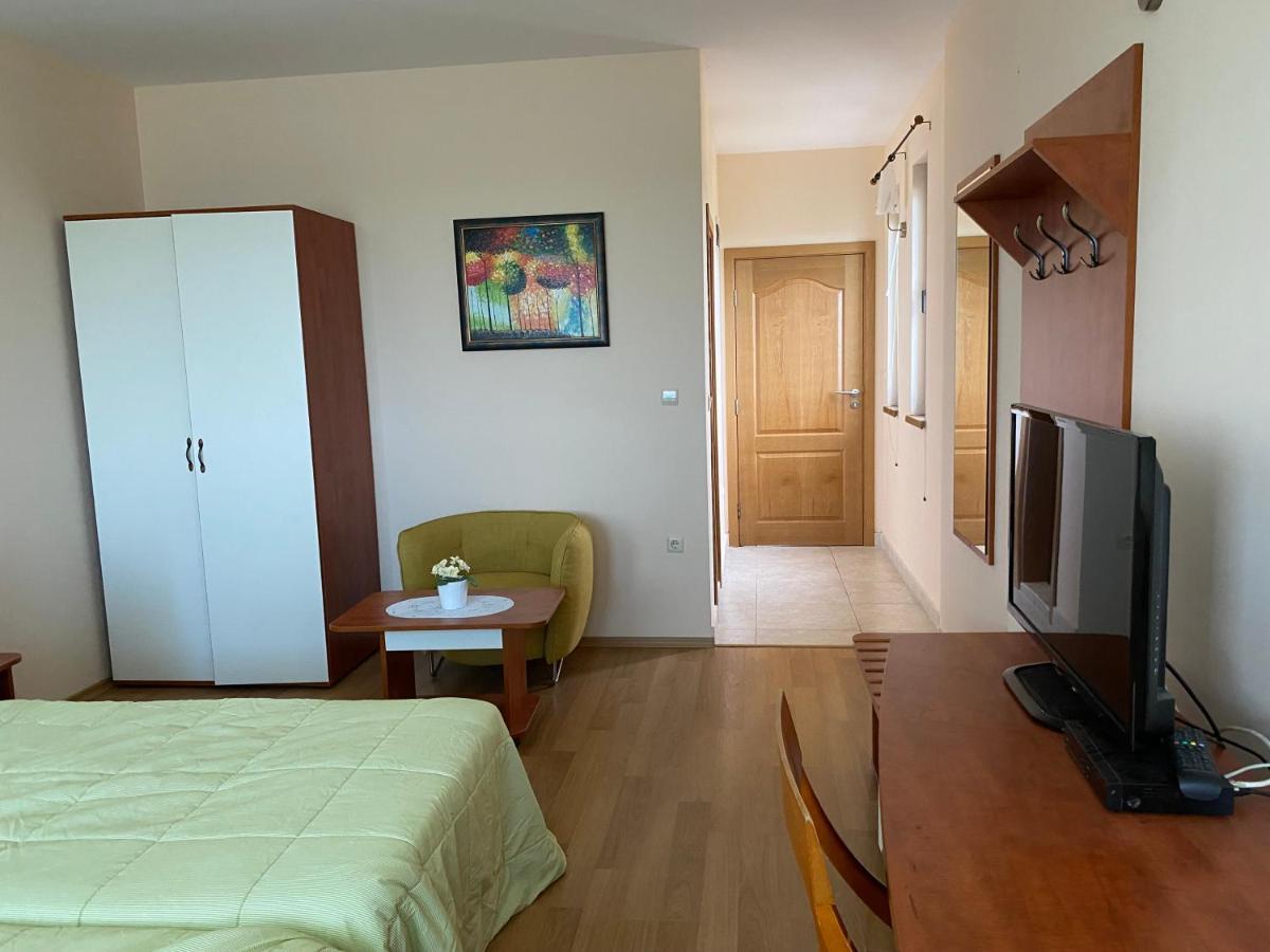 Guest House Golden Flake 4Km From Bolata Beach Bulgarevo Luaran gambar