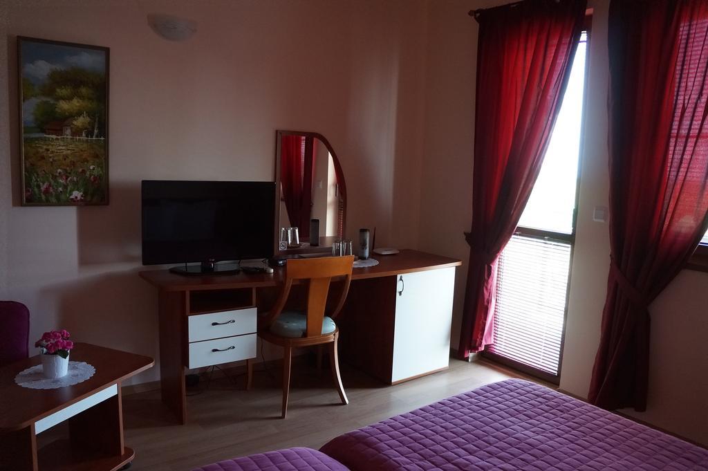 Guest House Golden Flake 4Km From Bolata Beach Bulgarevo Bilik gambar