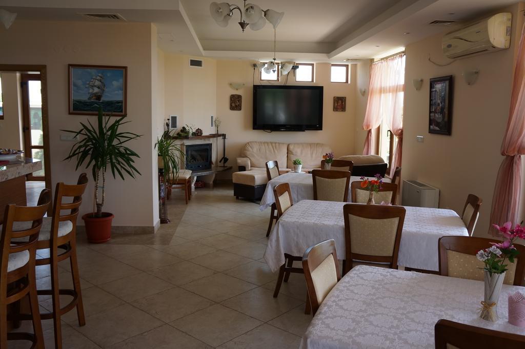 Guest House Golden Flake 4Km From Bolata Beach Bulgarevo Luaran gambar