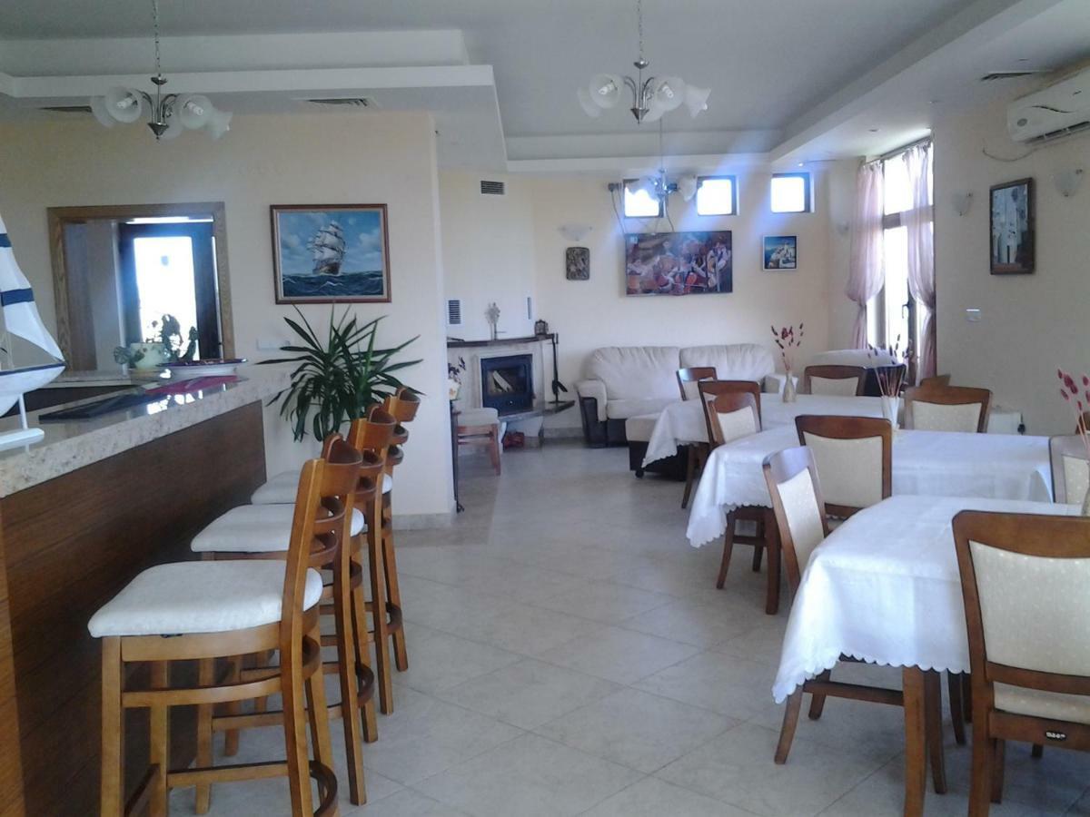 Guest House Golden Flake 4Km From Bolata Beach Bulgarevo Luaran gambar